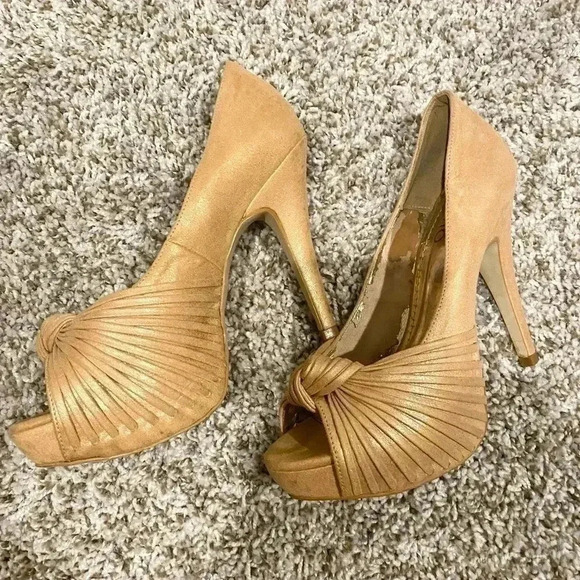 ROSE Shiny High Heels - Picture 1 of 5